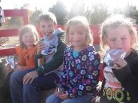 Kids Enjoying Hayride Cedarburg